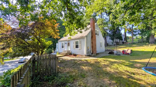 222 Gidney AVE, Newburgh, NY 12550