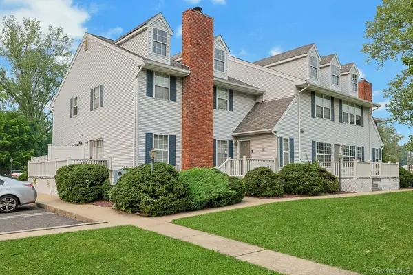 722 W Nyack RD #6, West Nyack, NY 10994