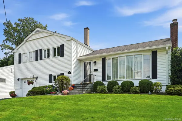 25 Arden DR, Hartsdale, NY 10530