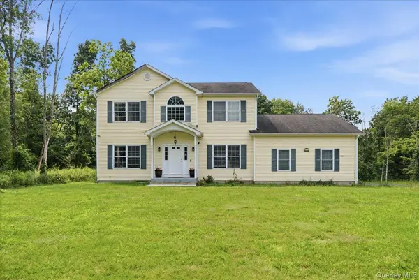 977 Mt Hope RD, Middletown, NY 10940
