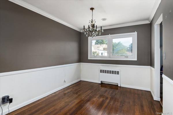 857 Virginia AVE, North Bellmore, NY 11710