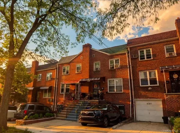 4382 Byron AVE, Bronx, NY 10466