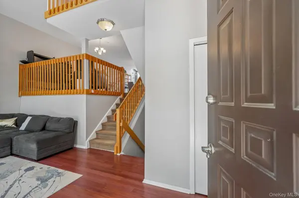 42 Tulip CT, Nanuet, NY 10954