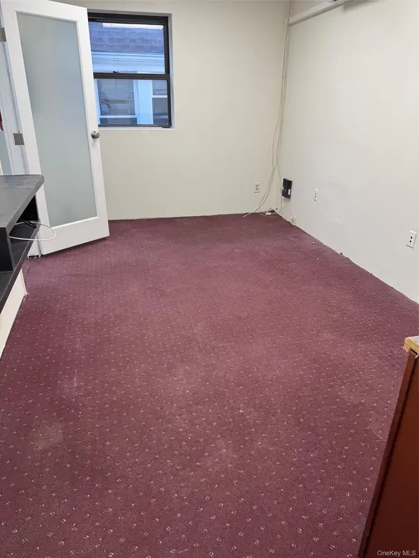 9049 Springfield BLVD, Queens Village, NY 11428
