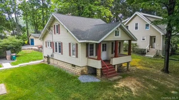 36 Evergreen AVE, Poughkeepsie, NY 12601