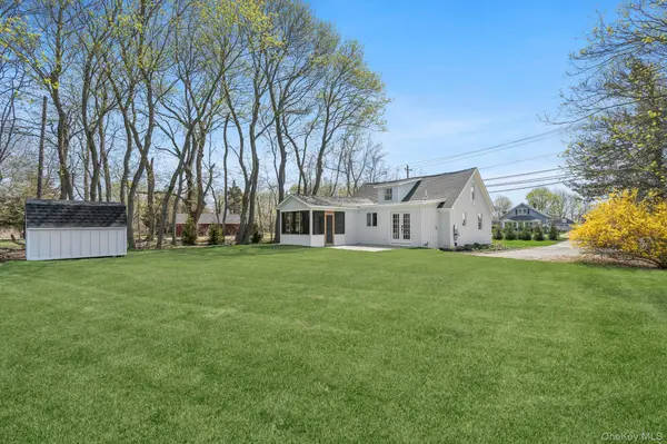 5075 Main RD, Laurel, NY 11948