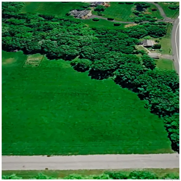 Victoria DR, Blooming Grove, NY 10914