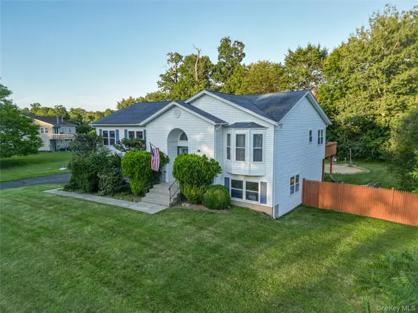 3 Aron CT, Spring Valley, NY 10977