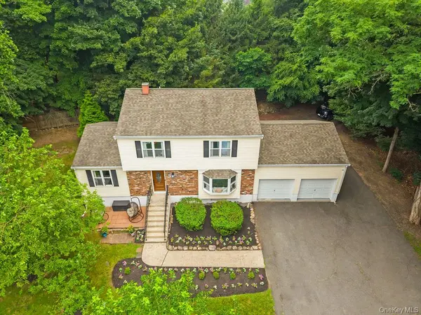 499 Orangeburg RD, Pearl River, NY 10965