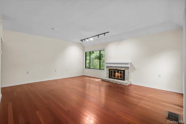 159 Heritage HLS #B, Somers, NY 10589