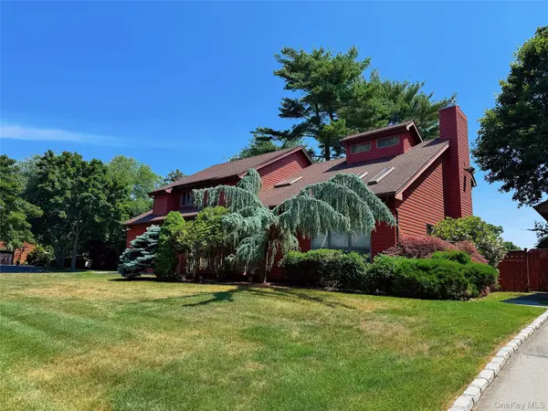 6 Jamor CT, Nesconset, NY 11767