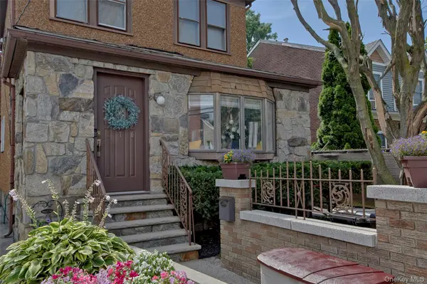 170 Trenchard ST, Yonkers, NY 10704