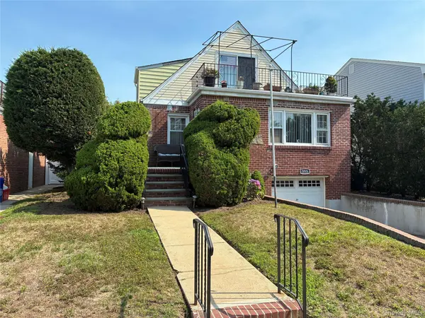 553 W Beech ST, Long Beach, NY 11561