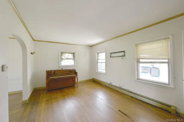12007 225th ST, Cambria Heights, NY 11411