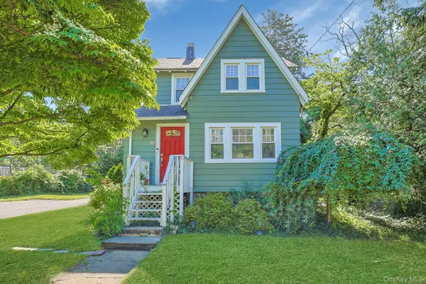 54 Burnside AVE, Congers, NY 10920