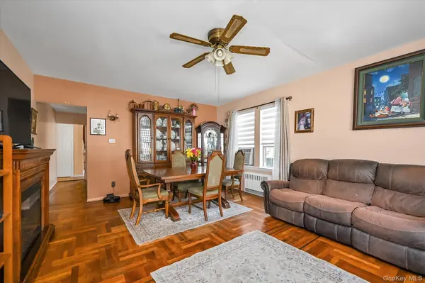 202-02 36th AVE, Bayside, NY 11361
