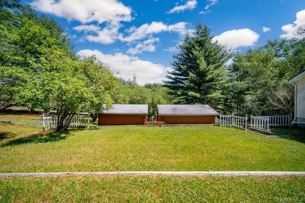 2082 Ulster Heights RD, Ellenville, NY 12788