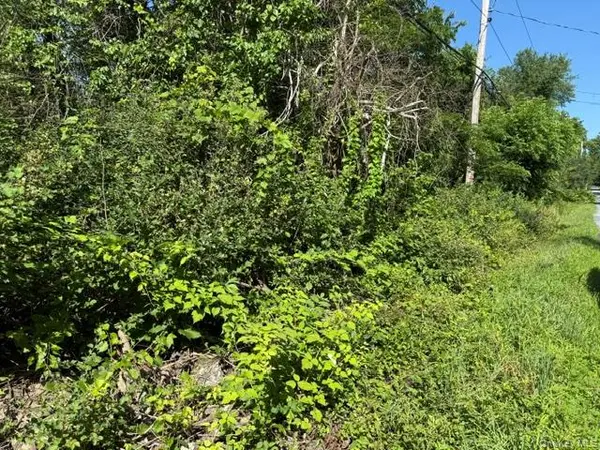 Sutton RD, Warwick, NY 10990