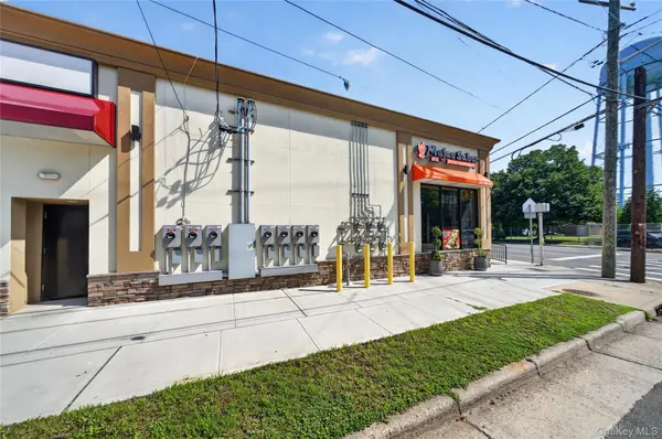 281 Clinton ST, Hempstead, NY 11550