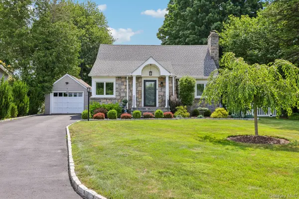 512 Westlake DR, Valhalla, NY 10595