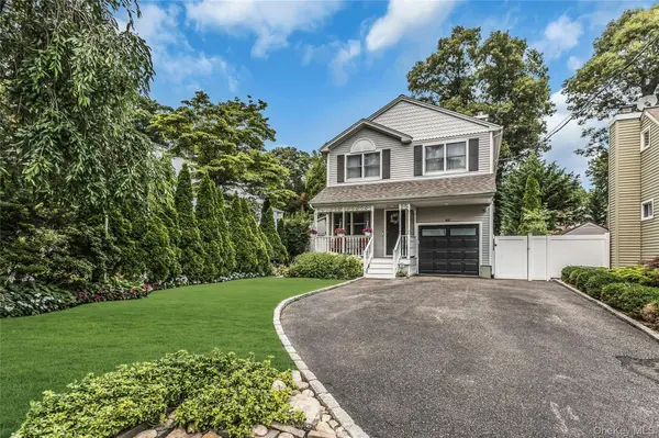 63 Teed ST, South Huntington, NY 11746