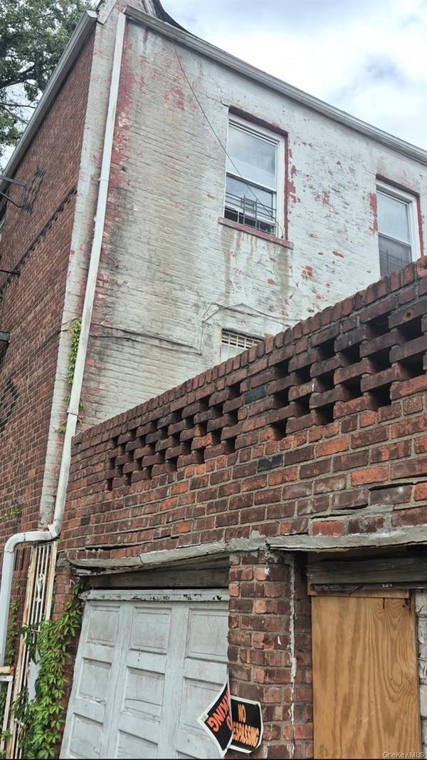607 E 53rd ST, Brooklyn, NY 11203