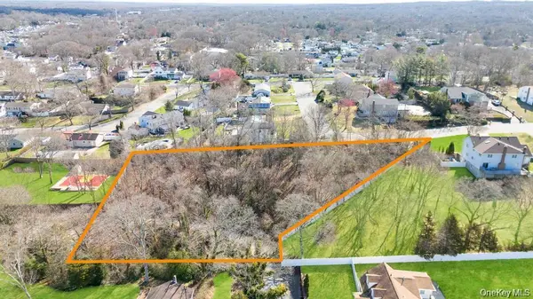 Peconic ST, Selden, NY 11784