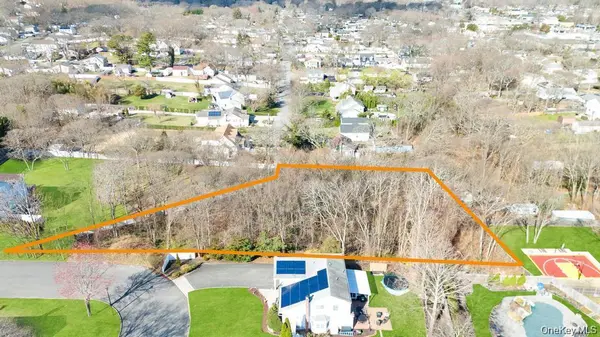Peconic ST, Selden, NY 11784