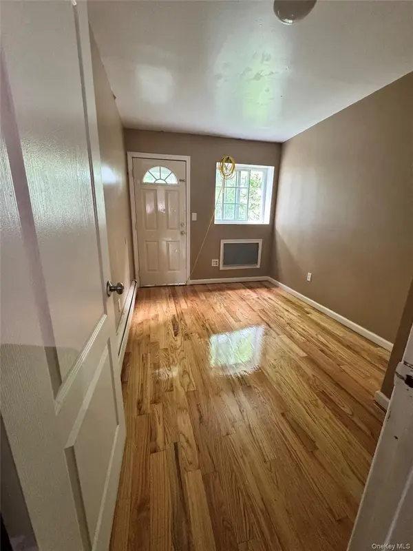 18915 117th RD #2nd fl, Saint Albans, NY 11412