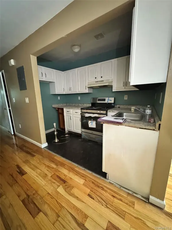 18915 117th RD #2nd fl, Saint Albans, NY 11412
