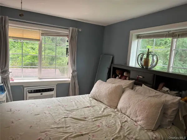 3705 Pratt AVE #2C, Bronx, NY 10466