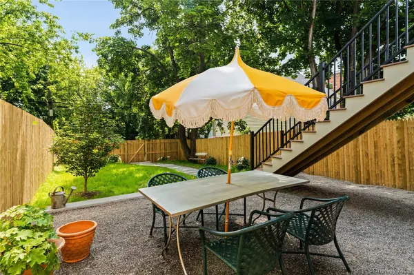 309 State ST, Hudson, NY 12534