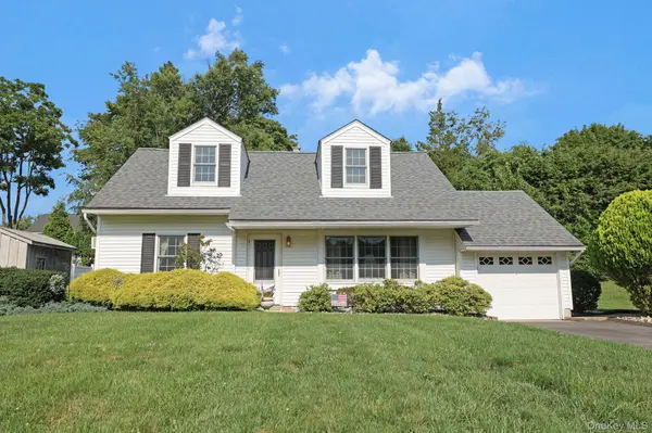 62 Oldert DR, Pearl River, NY 10965
