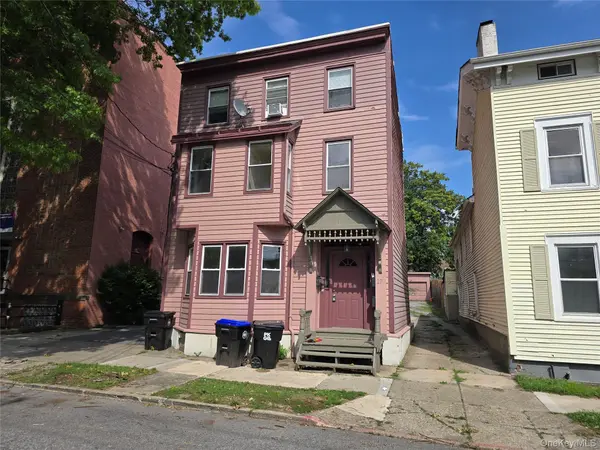 17 N Clover ST, Poughkeepsie, NY 12601