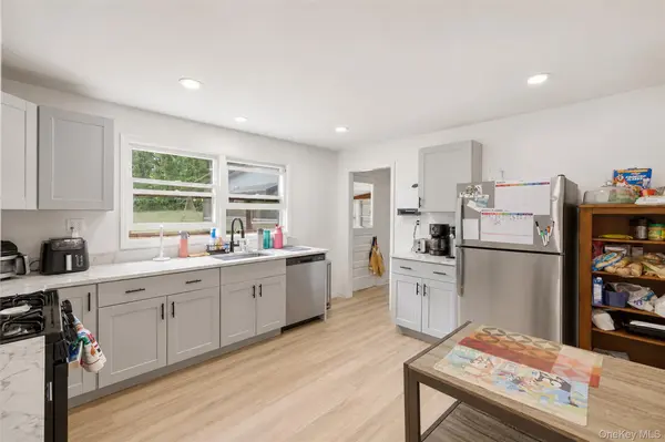98 Dellay AVE, Kingston, NY 12401