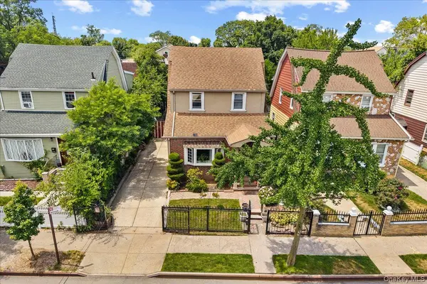 11956 Farmers BLVD, Saint Albans, NY 11412