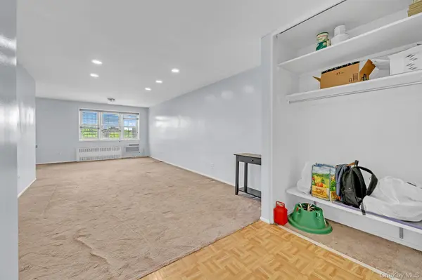 8710 149th AVE #5F, Howard Beach, NY 11414