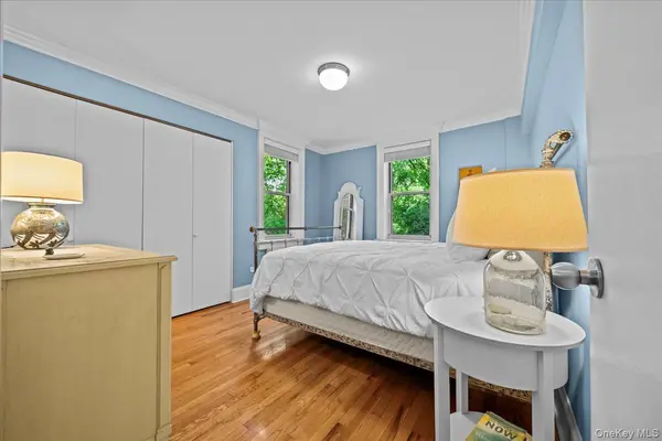 629 Kappock ST #4G, Bronx, NY 10463