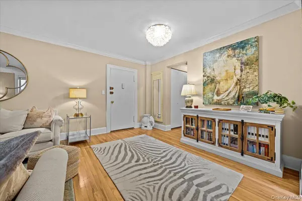 629 Kappock ST #4G, Bronx, NY 10463