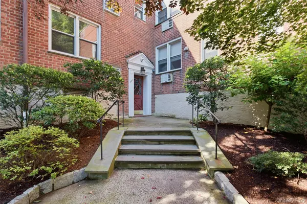 309 Palmer Terrace #1F, Mamaroneck, NY 10543