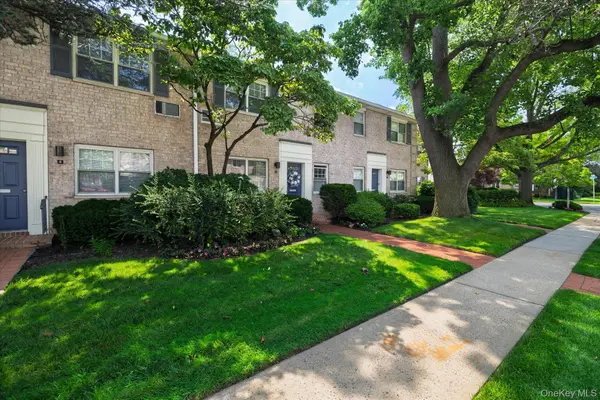 3 N. Lewis PL #3-2.4 B, Rockville Centre, NY 11570