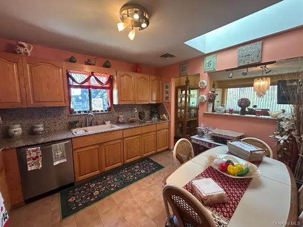 14-12 136th ST, College Point, NY 11356