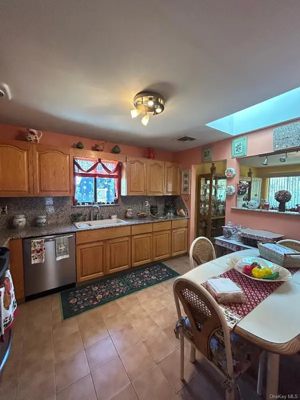14-12 136th ST, College Point, NY 11356