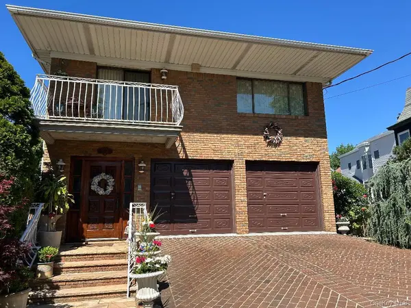 14-12 136th ST, College Point, NY 11356