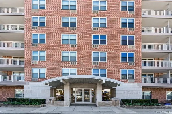 410 E Broadway #4T, Long Beach, NY 11561