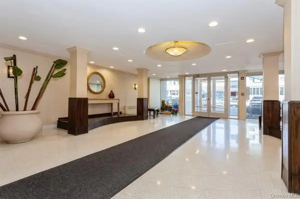410 E Broadway #4T, Long Beach, NY 11561