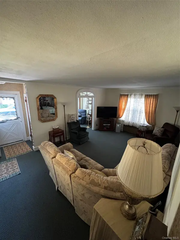 8114 Margaret PL, Ridgewood, NY 11385
