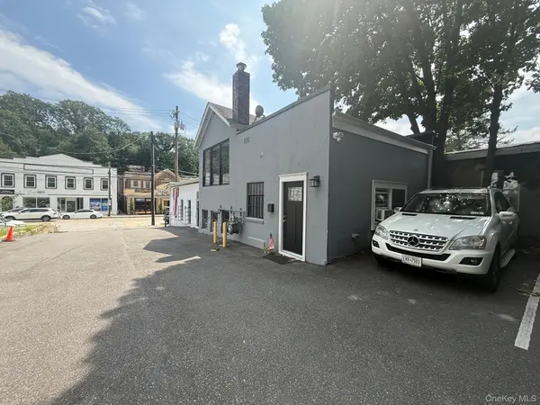 251 Main, Northport, NY 11768