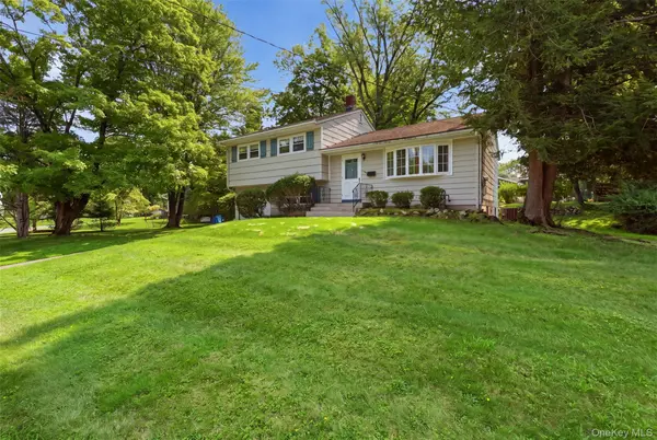 24 Marcia LN, New City, NY 10956