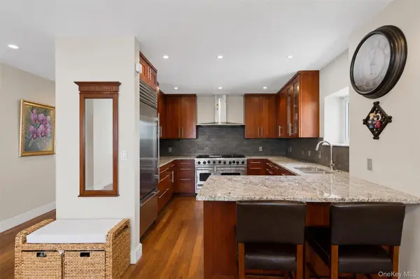 3220 Arlington AVE #9A, Bronx, NY 10463